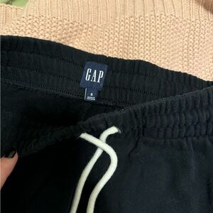 Gap joggers